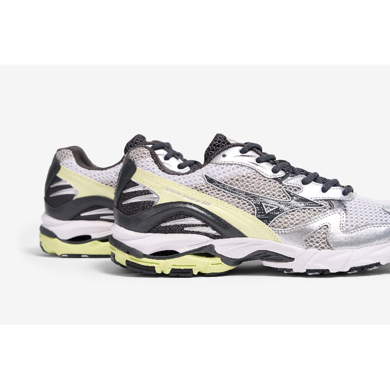Mizuno Wave rider 10